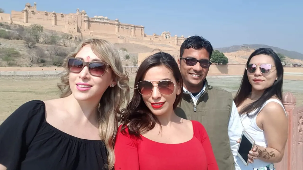 Guide Shyam Kumar Vijay with foreigner tourists